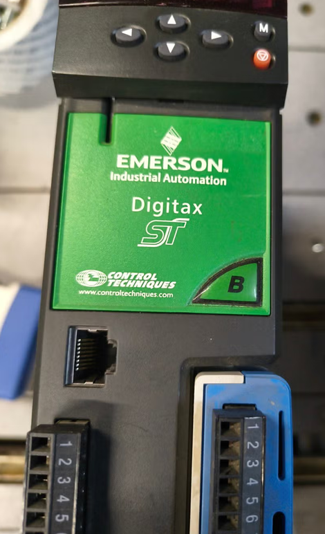Emerson Control Techniques Digitax ST Servo Drive & Motor - Afbeelding 8